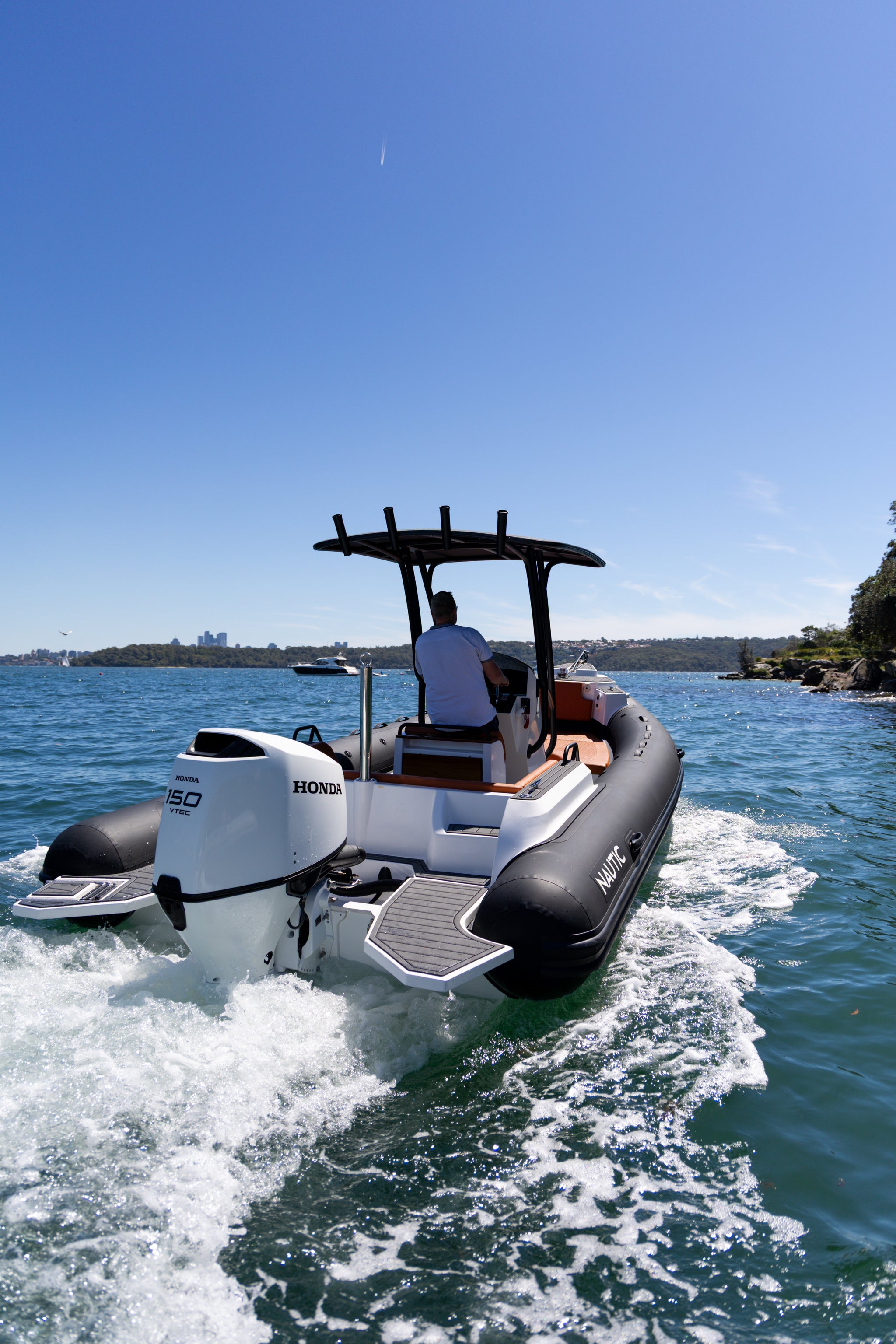 NM 680 Fibreglass RIB (Black)