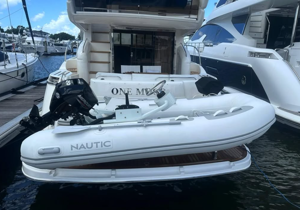 320 Aluminum with Console