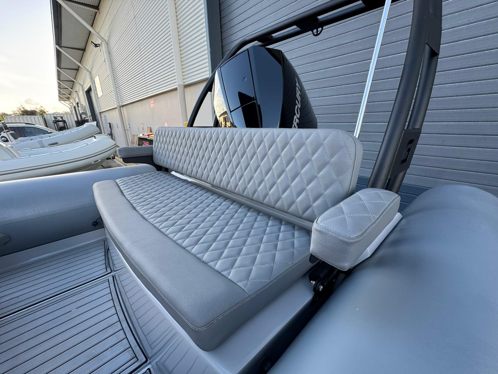 Gemini 650 (Grey)