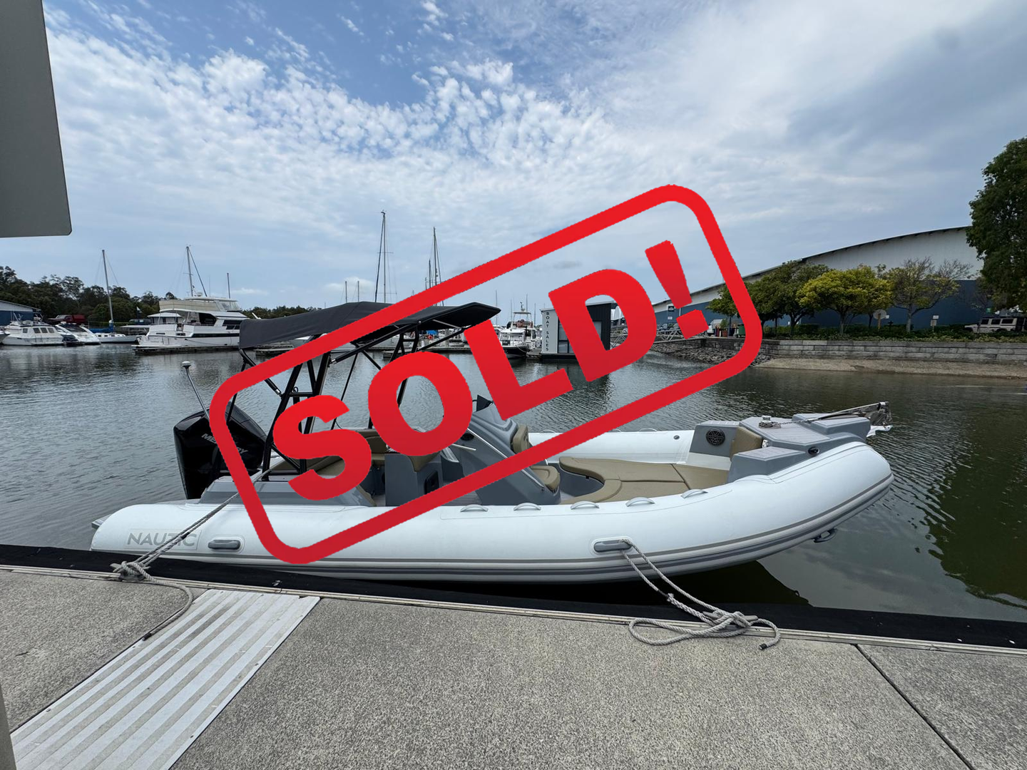 EX DEMO - 680 Signature FIBREGLASS RIB (Grey)